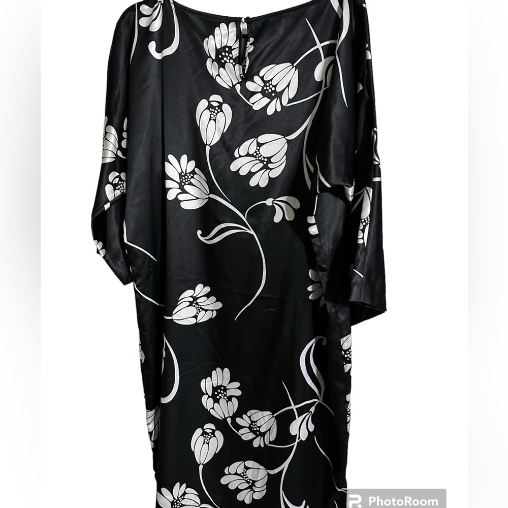 Rafael  Black white dress. Size XL NWT